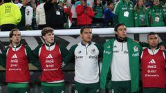 Jordi Cortizo, Marcel Ruiz, Luis Malagón, José Antonio Rodríguez, Orbelín Pineda de México durante el partido contra Alemania.