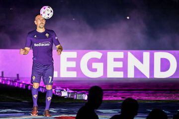 Franck Ribéry pictured during his presentation at Fiorentina
