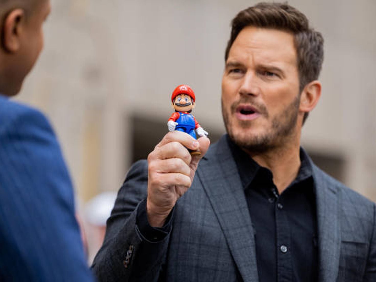 Is actor Chris Pratt, who is voicing Super Mario, Italian?