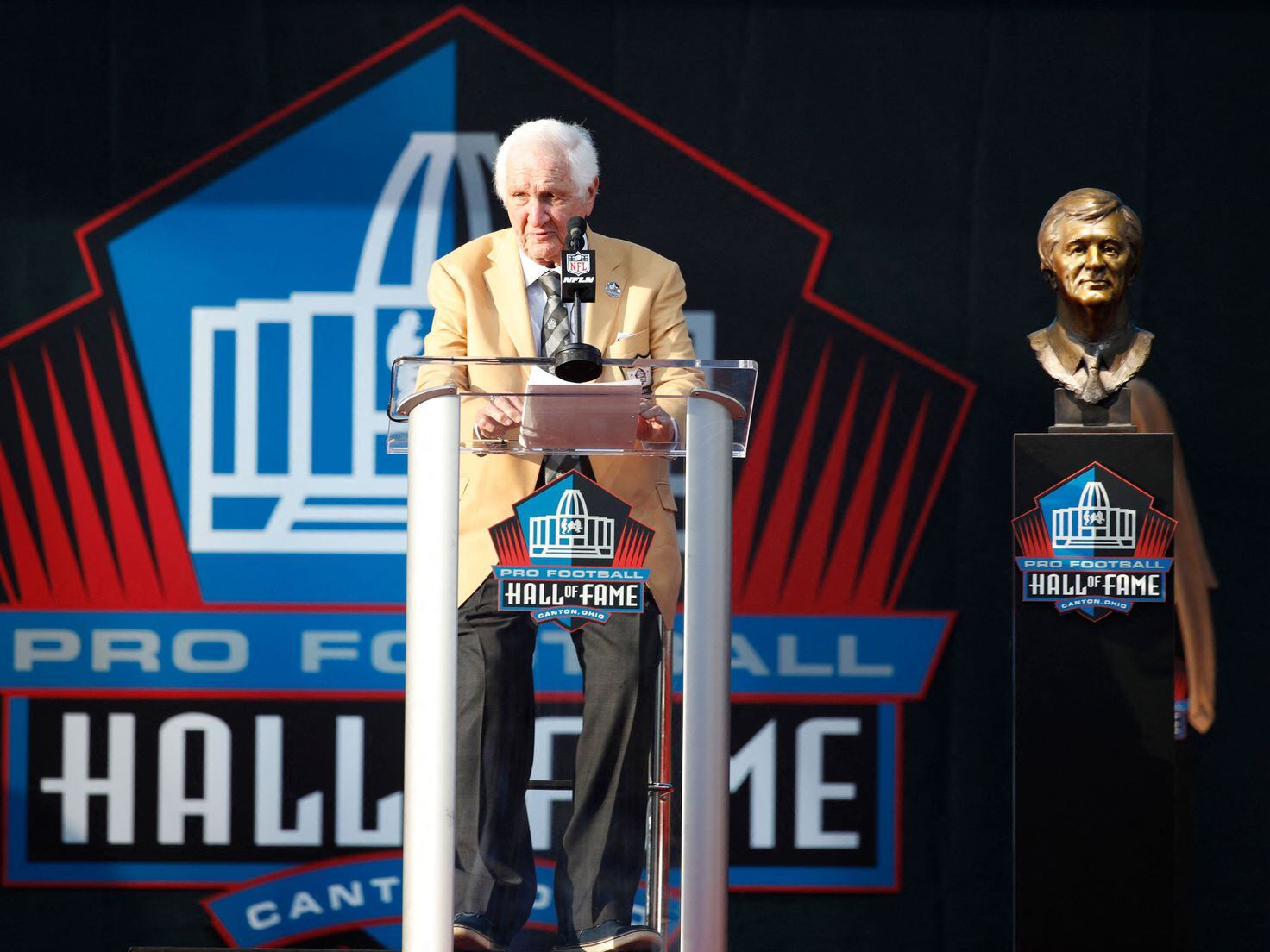 Hall of Famer Gil Brandt, who helped build Cowboys into 'America's