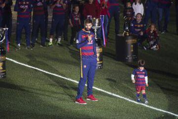 The best images of Barcelona's league and Cup celebrations