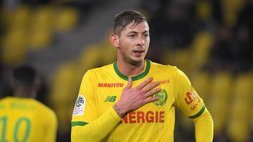 Emiliano Sala: Police end search for missing Cardiff player
