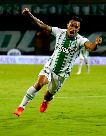 Brayan Rovira festeja el gol del empate en la última jugada del partido. Nacional sufrió, pero evitó perder su tercer partido de local en la Liga 2020.