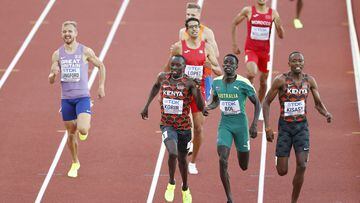 EUGENE, OREGON - JULY 21: Emmanuel Kipkurui Korir of Team Kenya, Peter Bol of Team Australia and Wyclife Kinyamal Kisasy of Team Kenya compete in the Men's 800m Semi-Final on day seven of the World Athletics Championships Oregon22 at Hayward Field on July 21, 2022 in Eugene, Oregon.   Steph Chambers/Getty Images/AFP
== FOR NEWSPAPERS, INTERNET, TELCOS & TELEVISION USE ONLY ==