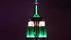 El Empire State Building provocó una serie de críticas el domingo 29 de enero después de iluminarse con los colores de uno de los rivales de un equipo de New York.