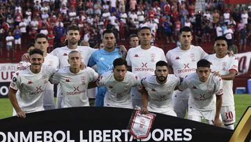 Huracan players pose for a team photo during the second leg Copa Libertadores second stage football match between Argentina's Huracan and Uruguay's Boston River, at the Tomas Adolfo Duco stadium in Buenos Aires, on March 1st, 2023. (Photo by JUAN MABROMATA / AFP) (Photo by JUAN MABROMATA/AFP via Getty Images)