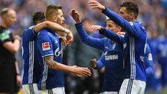 Bayern Munich's title celebrations on hold after Schalke win