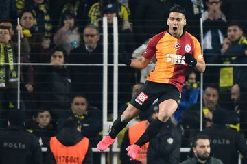 Un gran repunte en las últimas jornadas pondría al Galatasaray tercero y con cupo asegurado para la Champions League 2020/2021. 
