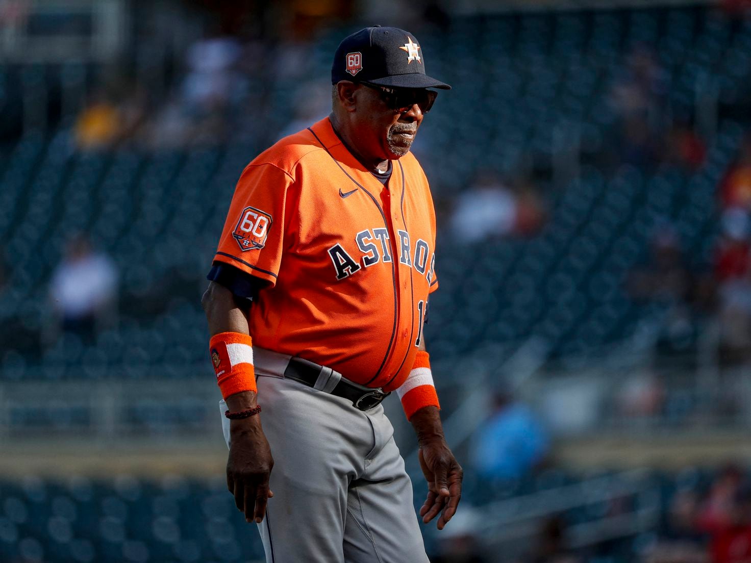 Dusty Baker's storytelling is a hit with Astros players