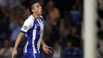 Héctor Herrera renueva con el Porto y será dragón hasta 2019