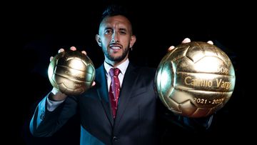 Camilo Vargas, Balón de Oro y mejor portero en la Liga MX