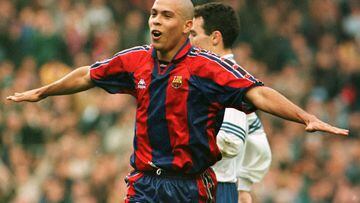 En 1996, Ronaldo firmaba un contrato con el F.C. Barcelona por 8 años, y el club catalán pagaba al PSV 20 millones de dólares. En los meses de verano de 1997, incluso antes de terminarse la temporada de fútbol, Ronaldo dejó el Barcelona con intención de f