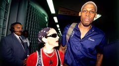 Dennis Rodman asegura que Madonna le ofreció 20 millones por embarazarla