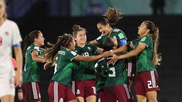Las futbolistas dirigidas por M&oacute;nica Vergara lograron un papel hist&oacute;rico al llegar por primera vez a una final femenil de torneos FIFA. As&iacute; las reacciones en redes sociales.