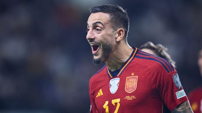 Joselu se saca billete para la Eurocopa con matrícula de honor