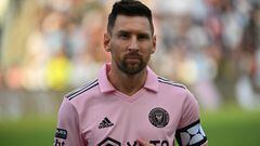 Inter Miami's Argentine forward #10 Lionel Messi warms up before the CONCACAF Leagues Cup semifinal football match between Inter Miami and Philadelphia Union at Subaru Park Stadium in Chester, Pennsylvania, on August 15, 2023. (Photo by ANGELA WEISS / AFP)