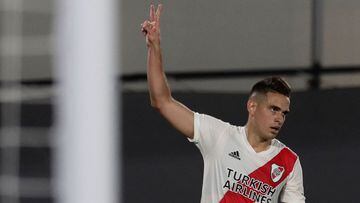 River Plate&#039;s Colombian forward Rafael Borre celebrates after scoring a goal against Rosario Central during an Argentine Professional Football League match, at the Monumental stadium in Buenos Aires, on February 20, 2021. (Photo by ALEJANDRO PAGNI / AFP)