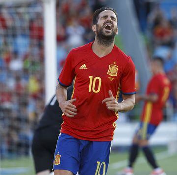 A Spain squad of 23 World Cup absentees