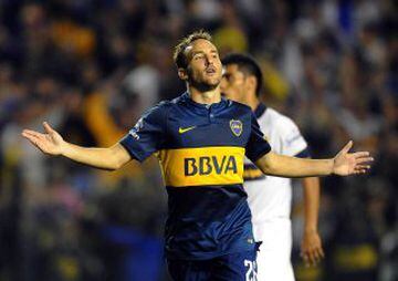 Chapita jugó en 2015 por Boca Juniors. Pese a no ser titular indiscutido y en ocasiones no estar citado, de todas maneras quedó en la historia de los xeneises tras quedarse con la Liga y Copa de aquel año.