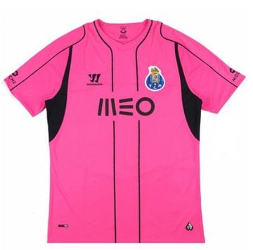 Porto went pink for their away kit in 14/15