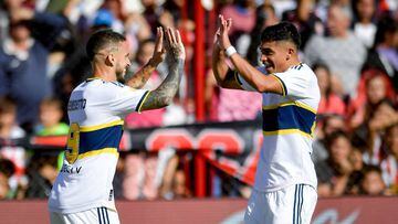 BUENOS AIRES, ARGENTINA - APRIL 01: Dario Benedetto and Luca Langoni of Boca Juniors celebrate after their team's first goal scored by an own goal from Agustin Dattola of Barracas Central (not in frame) during a match between Barracas Central and Boca Juniors as part of Liga Profesional 2023  at Estadio Claudio Chiqui Tapia on April 01, 2023 in Buenos Aires, Argentina. (Photo by Marcelo Endelli/Getty Images)