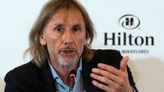 The former coach of the Peruvian national football team, Argentine Ricardo Gareca, offers his final press conference regarding the team, in Lima on July 19, 2022. - The Peruvian Football Federation (FPF) had confirmed on July 16, 2022, that Gareca would not continue directing the Peruvian team after seven years in the post and failing to qualifying for the Qatar 2022 World Cup. (Photo by Cris BOURONCLE / AFP)