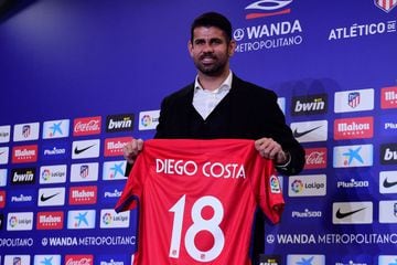 25,000 Atleti fans show up for Diego Costa and Vitolo presentation