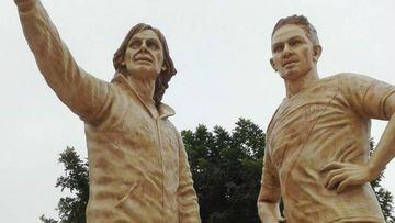 San Miguel les pone una estatua al 'Tigre' Gareca y Paolo Guerrero