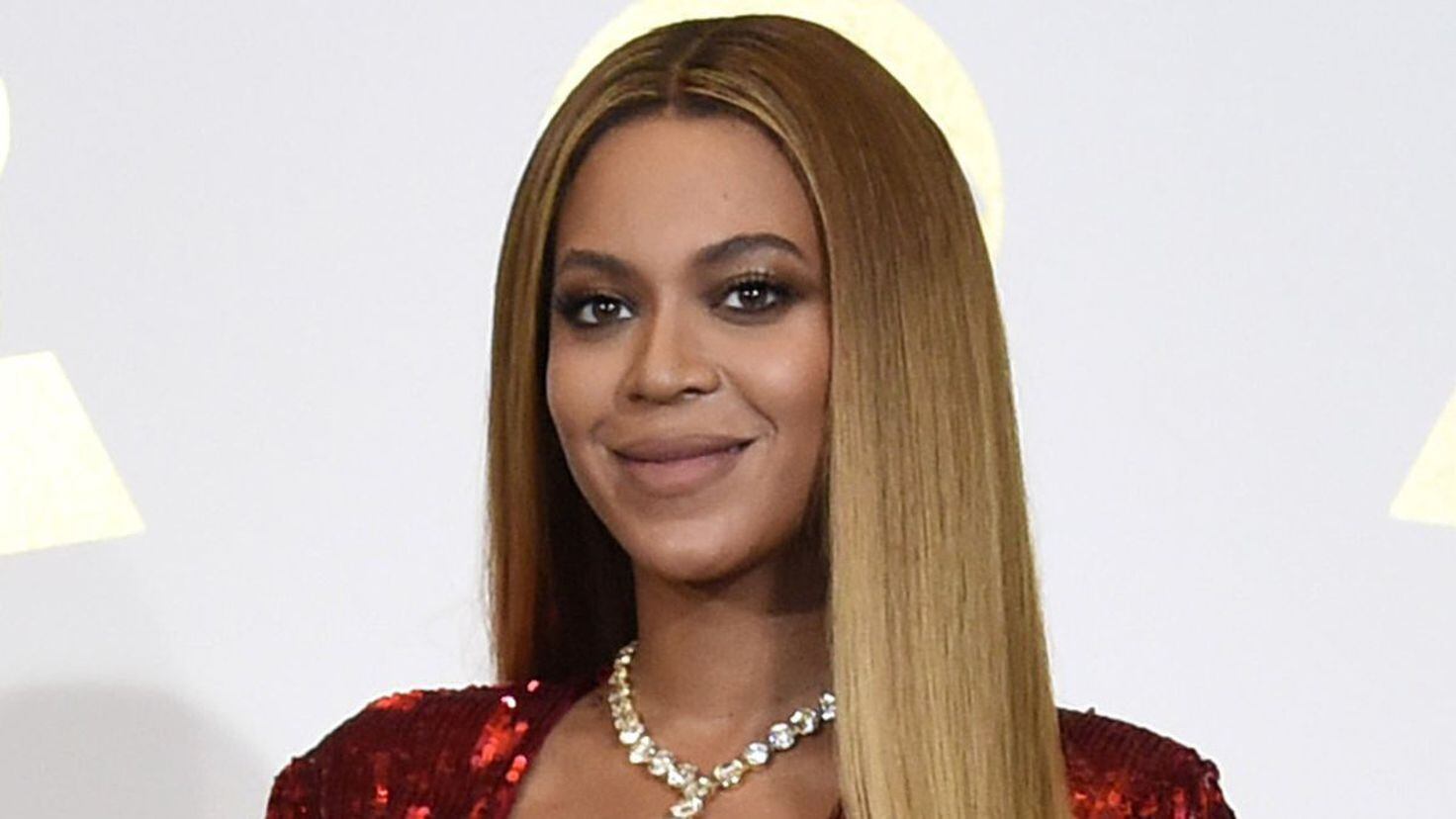 Beyoncé Wears 10-Carat Ring In Tiffany & Co. Campaign Video