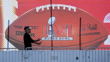 How long is halftime during the Super Bowl? - AS USA