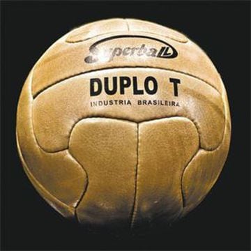 Mundial de Brasil 1950. Modelo 'Super Ball Duplo T'.