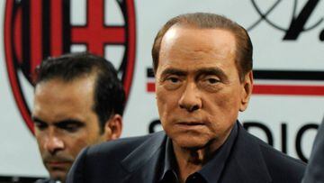    Milan&#039;s media tycoon owner, the Italian former prime minister Silvio Berlusconi, agreed in August to sell to Sino-Europe Sports (SES) in a deal that valued the Serie A giants at 740 million euros ($785 million). / AFP PHOTO / Olivier MORIN