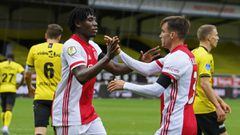 Ajax set Eredivisie record with stunning 13-0 win over VVV-Venlo