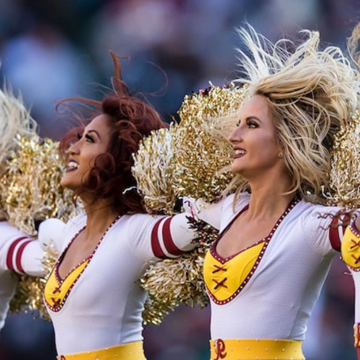 How Much Do NFL Cheerleaders Make?