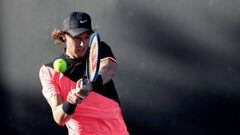 Nico Jarry arrasa en la primera ronda del ATP de Hamburgo