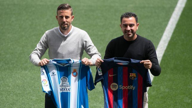 Luis García y Xavi, unidos por el cordón umbilical del ‘tiqui-taca’