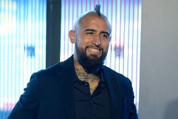 Arturo Vidal presented by FC Barcelona this afternoon.