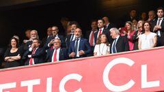 El presidente del Athletic, Aitor Elizegi, en el palco de San Mam&eacute;s.