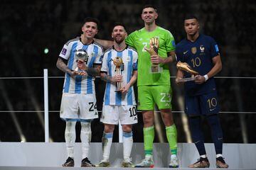 Argentina National Team 2022/23 Emiliano Martínez #23 Goalkeeper