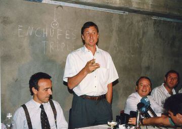Gaspart, junto a Cruyff y Núñez.
