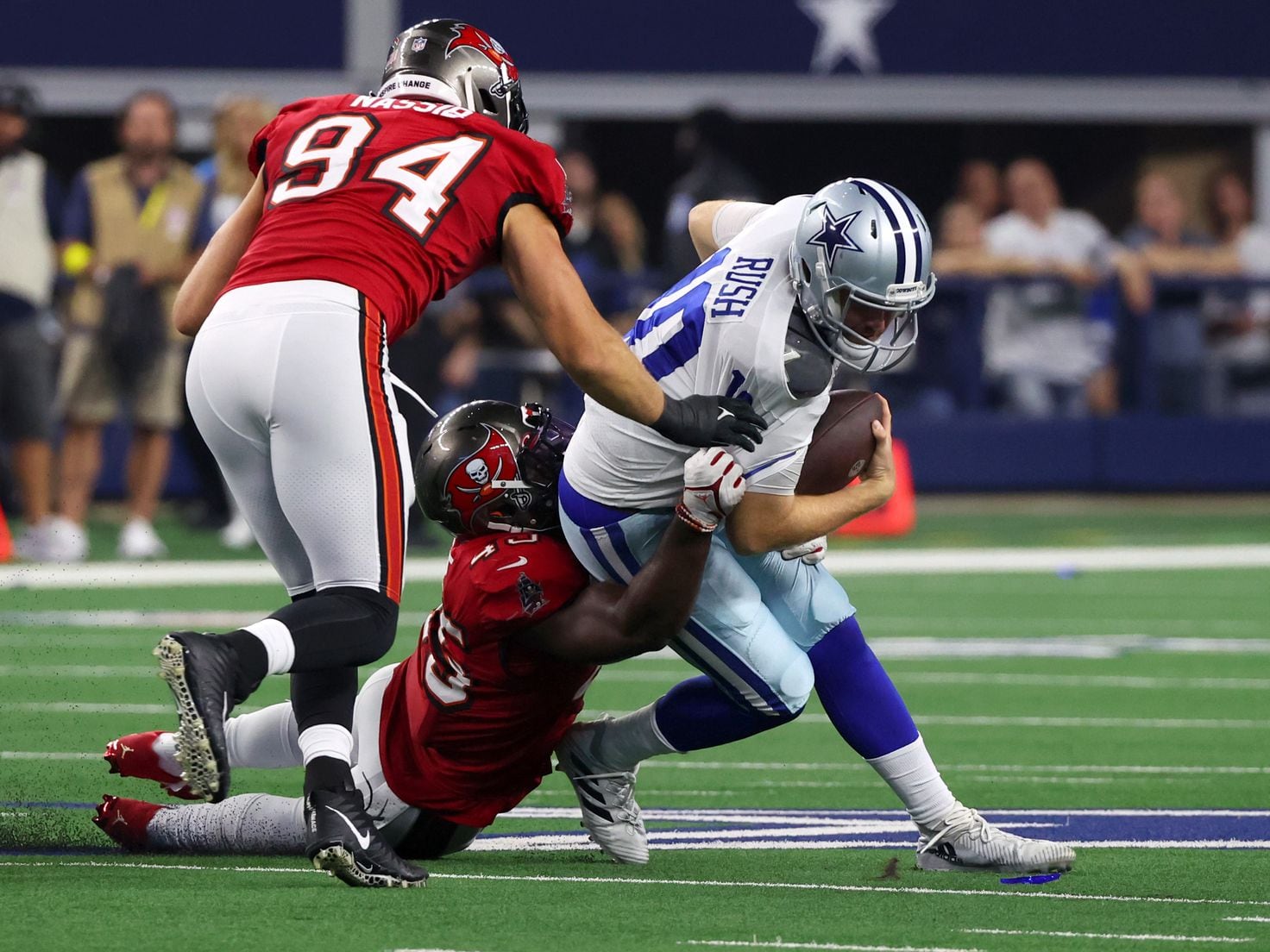 55-man roster: Cowboys add 2 key defenders for wild-card game vs Bucs