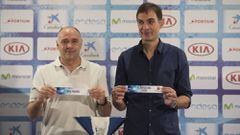 Pablo Laso y Georgios Bartzokas, con las papeletas de sus respectivos equipos, Madrid y Bar&ccedil;a.