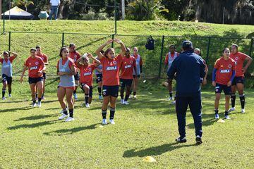 El equipo de Nelson Abadía se prepara para el debut en la Copa América. Este miércoles, a dos días del estreno, jugó un amistoso contra la Selección del Valle en Cali.