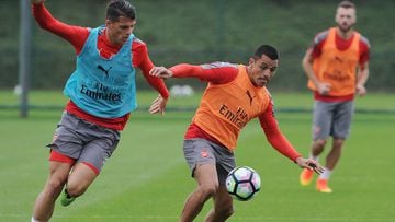 Granit Xhaka explica por qué Arsenal debe renovar a Alexis Sánchez