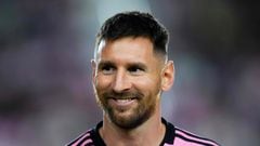 FORT LAUDERDALE, FLORIDA - FEBRUARY 15: Lionel Messi #10 of Inter Miami CF smiles before a friendly match against Newell's Old Boys at DRV PNK Stadium on February 15, 2024 in Fort Lauderdale, Florida.   Rich Storry/Getty Images/AFP (Photo by Rich Storry / GETTY IMAGES NORTH AMERICA / Getty Images via AFP)