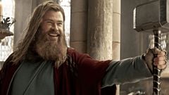 Chris Hemsworth, como Thor