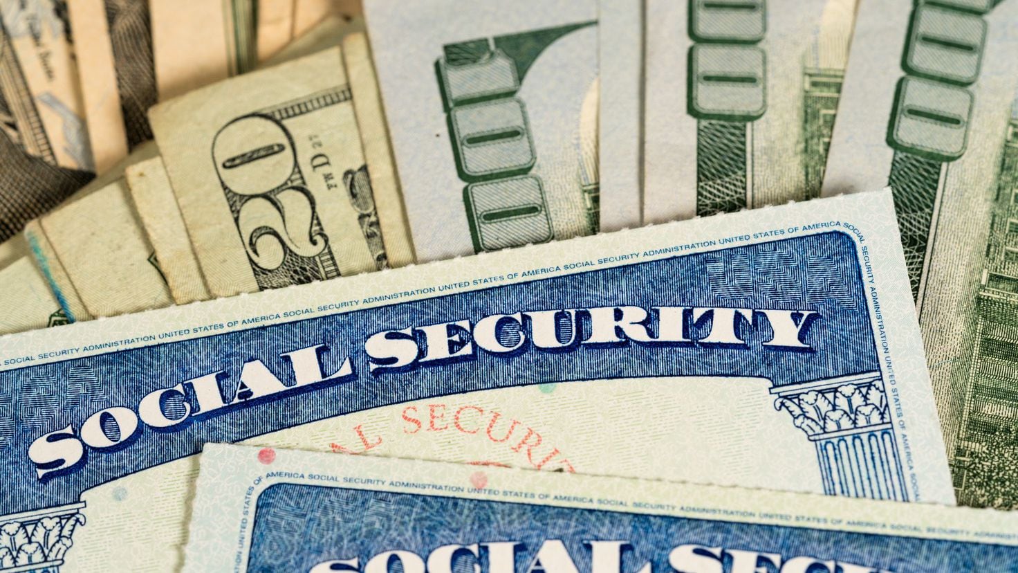 Who will receive $1,800 from Social Security on November 3?