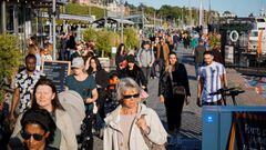 People walk on Stranvagen in Stockholm on September 19, 2020, during the novel coronavirus  COVID-19 pandemic.