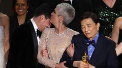 Jonathan Wang celebrates with the cast including James Hong and Jamie Lee Curtis as they win the Oscar for Best Picture for "Everything Everywhere All at Once" during the Oscars show at the 95th Academy Awards in Hollywood, Los Angeles, California, U.S., March 12, 2023. REUTERS/Carlos Barria