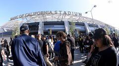La llegada de los aficionados al Banc of California Stadium.